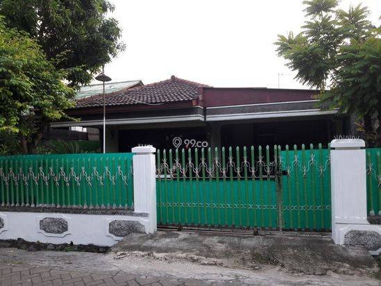 rumah di benteng makasar tangerang