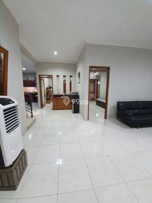 Rumah Bagus Taman Holis Indah II 