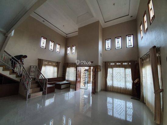 dijual cepat rumah lokasi strategis