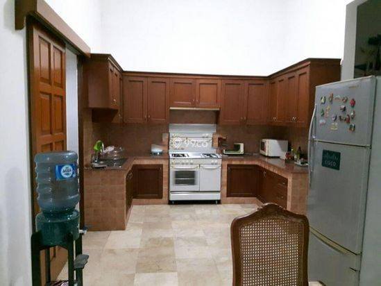Rumah siap huni di Kemang Pratama