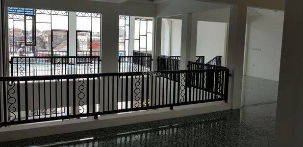 Gedung Kantor Ruko Luas 467 Poros Jalan Sukarno Hatta _ 684B