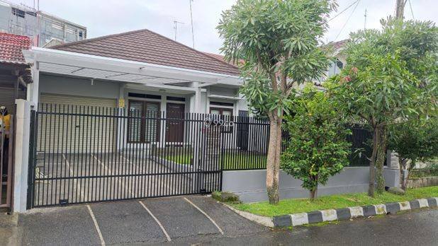 Rumah Pusat Kota dekat Kesatuan dan Tol Jagorawi Bogor Rumah Pusat Kota dekat Kesatuan dan Tol Jagorawi Bogor