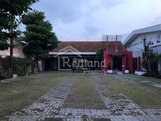 Ruang Usaha di Adi Sucipto Solo ( Tt 2913 )