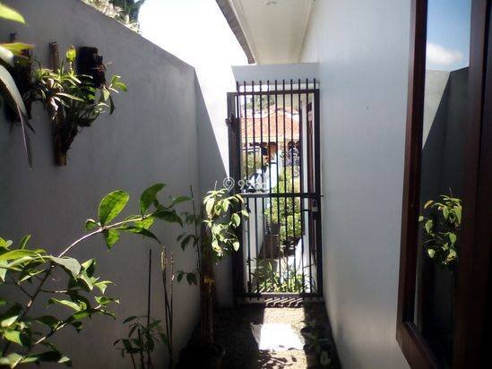 Rumah Baru, Halaman Luas - Harga Nego