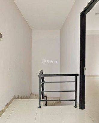 Rumah 2 Lantai di Green Andara Residences Strategis Banget