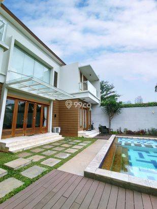 Rumah Berdisain Resort Siap Huni di Cipete Jakarta Selatan