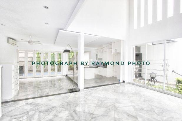 Rumah Pondok Indah Area Prime Kencana Indah !!