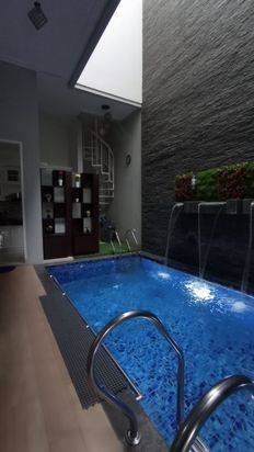 Rumah Mewah Di Antapani