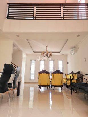 Rumah Terawat 2 Lt Area Rajawali Bintaro Jaya Asektor 9