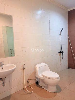 Rumah Terawat 2 Lt Area Rajawali Bintaro Jaya Asektor 9