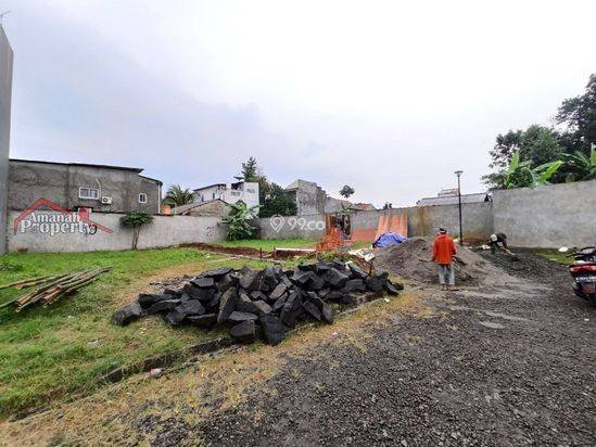 Rumah Classic House Dalam Cluster Besar Row Cluster Lebar Jagakarsa