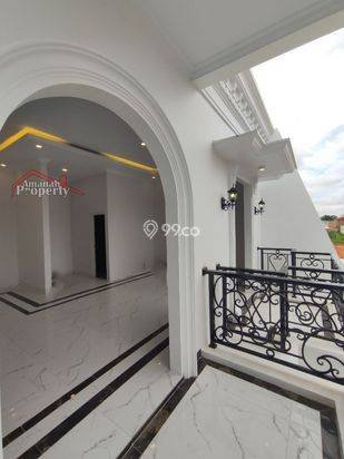 Rumah Murah American Classic POOL Samping Ragunan Jakarta Selatan