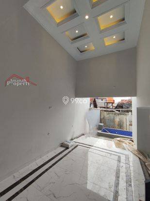 Rumah Murah American Classic POOL Samping Ragunan Jakarta Selatan