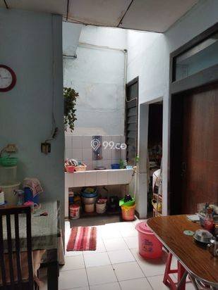 Rumah di kota Jalan Luna Bandung 