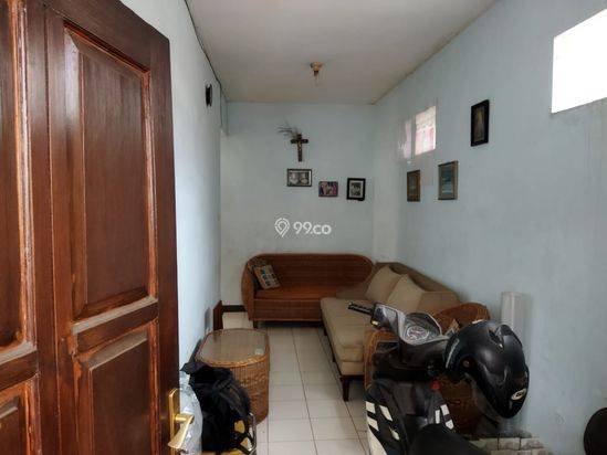 Rumah di kota Jalan Luna Bandung 