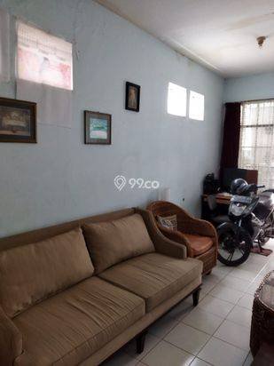 Rumah di kota Jalan Luna Bandung 