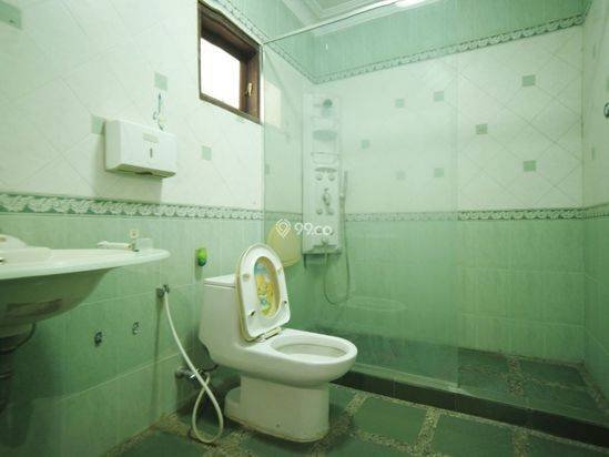Villa di Komplek Malibu Indah
