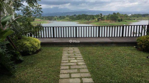 Rumah Nyaman di Kotabaru Parahyangan, Cluster Mayang Sunda