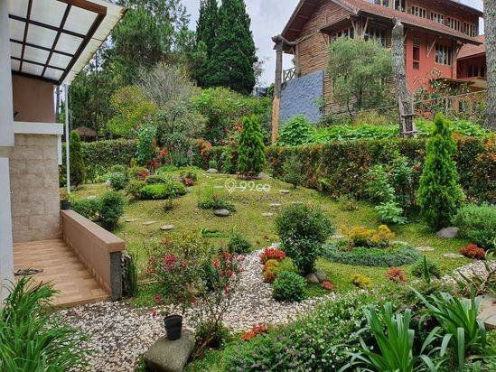 Villa Istana Bunga Lembang - Bandung