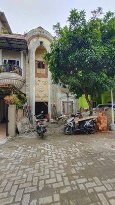 Rumah 2 Lantai harga 1 lantai-Terima Cantik-Villa Setiabudi