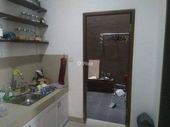 Rumah di Jl pulau Belitung depan 