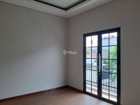 Posisi Hook Lokasi Dekat Lapangan Basket Model Klasik Modern