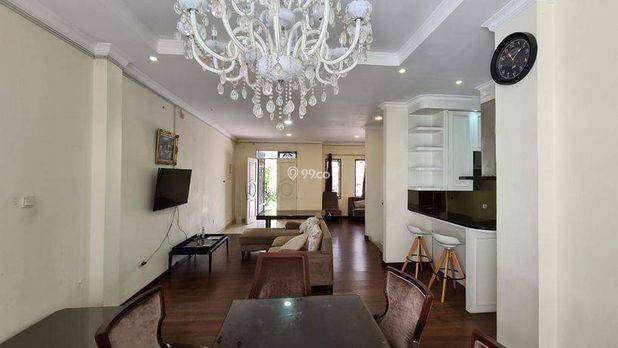Rumah 3 lantai di Green lake, Full Furnish