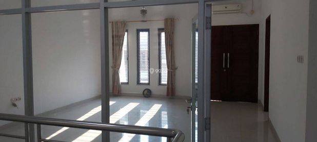 Rumah 2 lantai, di Lingkungan yg nyaman dan tenang, Sunter