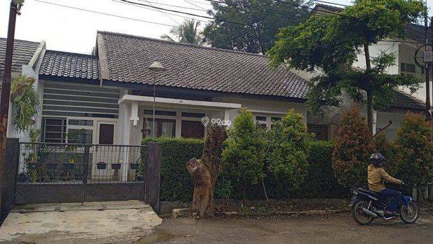 Rumah Lama Terawat Murah Ligar Cigadung Dago Bandung