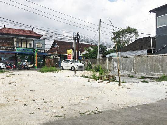 TANAH SANGAT SRATEGIS DI PINGGIR JALAN KEROBOKAN