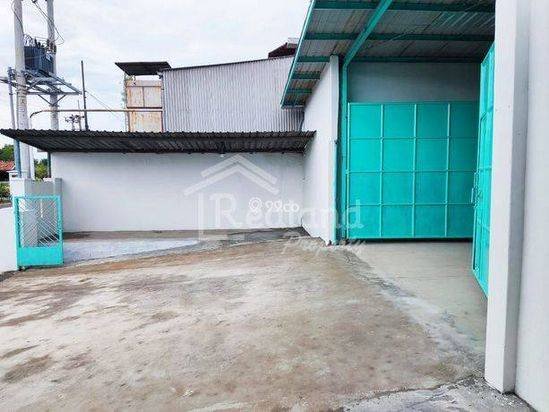 Gudang di Kawasan Industri Terboyo , Semarang Lz Tt 4238s
