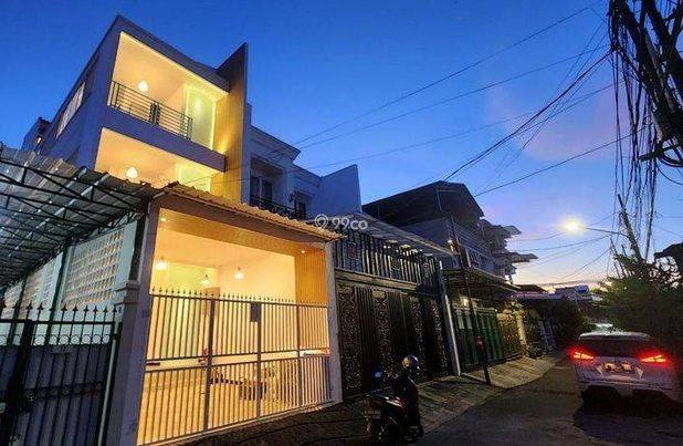 Rumah Kost Setrategis Full Terisi di Grogol