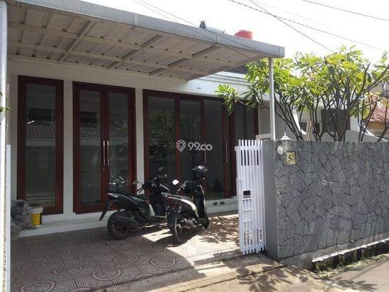 Rumah minimalis pusat kota masuk semobil area Lodaya Banteng