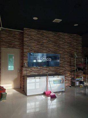 Ruko Gandeng eks Resto di Muara Karang