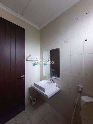 RUMAH CANTIK RAPI DAN BERSIH, SIAP HUNI DI CASPIA BSD, 