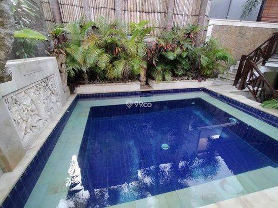Dijual Villa 2 Lt Dg Swimming Pool Akses Bagus di Jimbaran