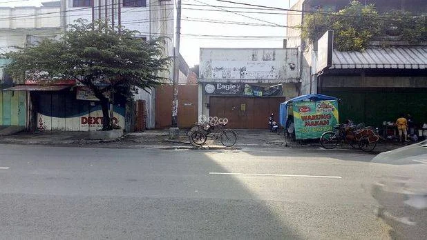 Ruko Tengah Kota Siap Pakai Pasar Kliwon Surakarta