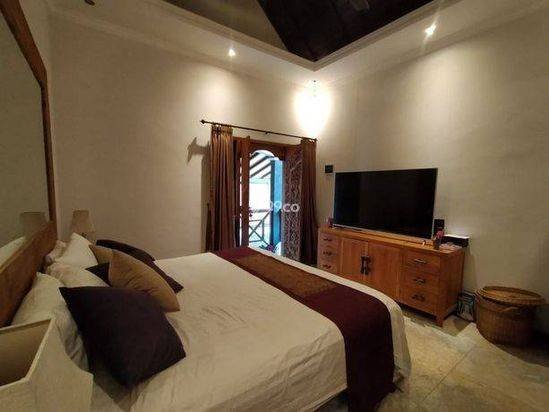 Dijual Villa 2 Lt Dg Swimming Pool Akses Bagus di Jimbaran