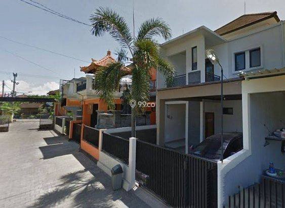 Rumah di Jl pulau Belitung depan 