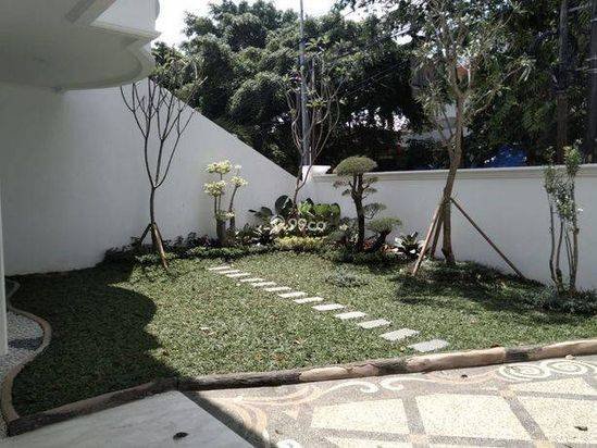 Rumah Bagus 2lantai Setrategis Duren Sawit