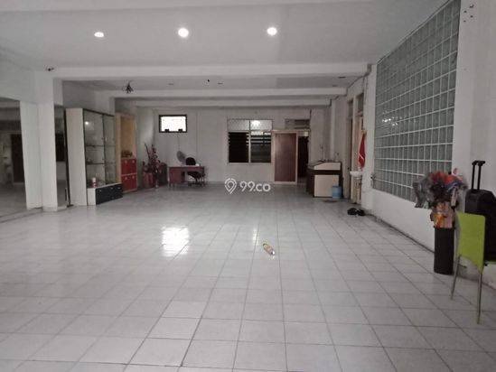 Ruko strategis siap pakai mainroad Cibadak