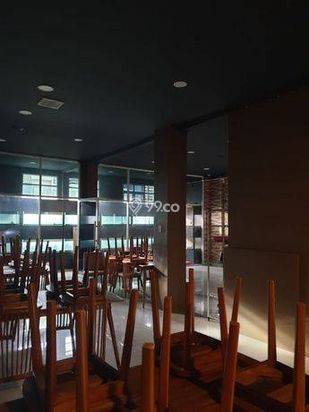 Ruko Gandeng eks Resto di Muara Karang