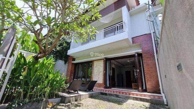 Dijual Villa Lantai 2 Minimalis Kawasan Villa  One Gate Sistem 