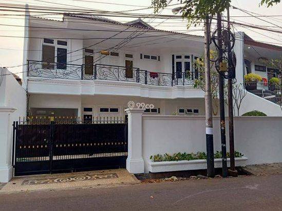Rumah Bagus 2lantai Setrategis Duren Sawit