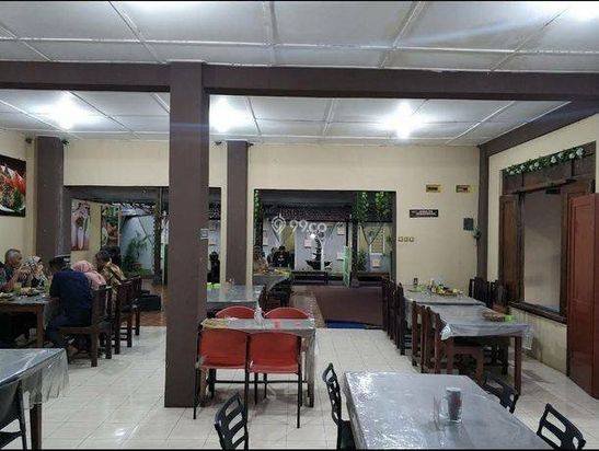 Ruang Usaha Ex Resto di Ambarketawang, Gamping
