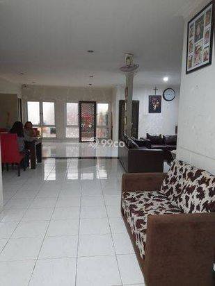 Rumah Cantik Di Kota Wisata, Cibubur, Jawa Barat