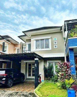 Rumah Bagus di Kota Wisata