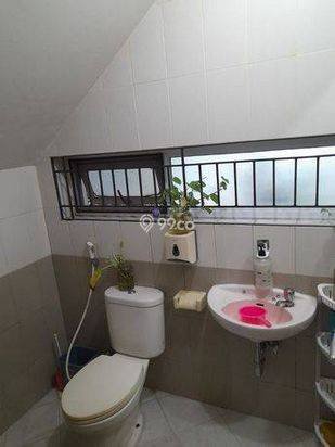Rumah Cantik Di Kota Wisata, Cibubur, Jawa Barat