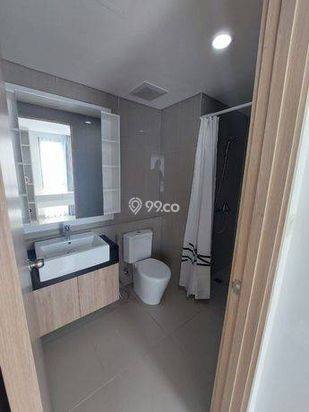  Apartemen Furnished Embarcadero Suites Bagus
