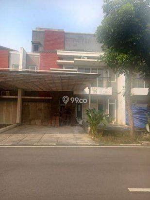 Rumah di jual di green lake city Tangerang 